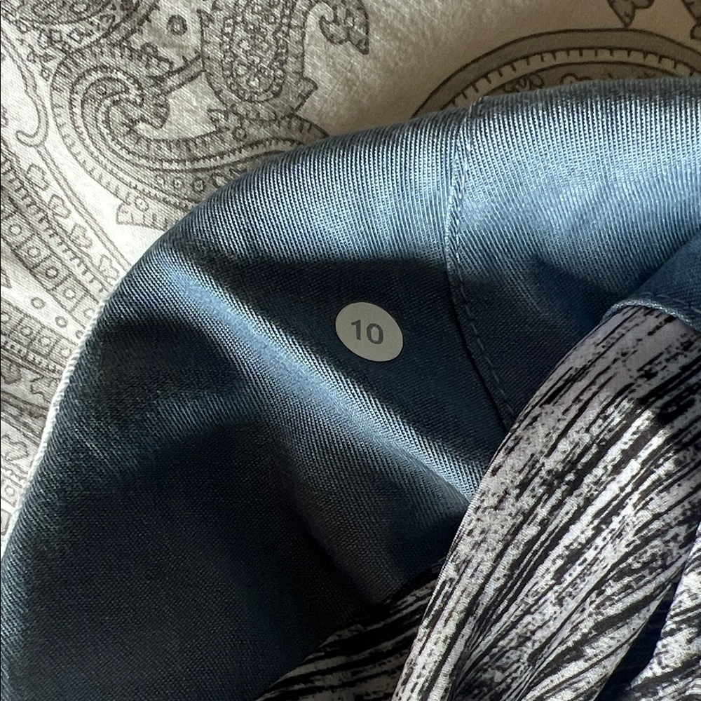 Lululemon Tencel crop pants, blue - Picture 2 of 5